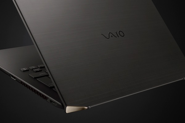 11888 元起，新款 VAIO Z 明日到来