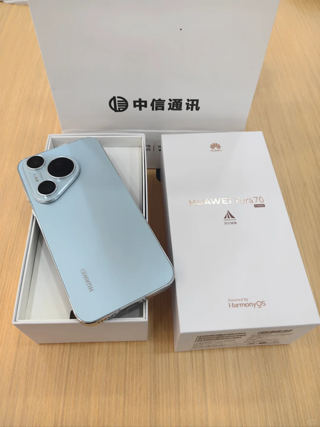 华为Pura70哪个颜色好看？华为pura70性价比高吗