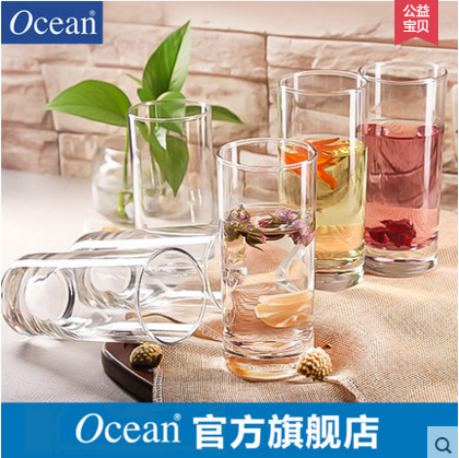 蛋神招：把刚煮好的蛋放进装水的杯子里，摇一摇，10秒快速搞定