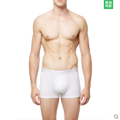 alvin Klein的女儿说世界上最扫兴的事就是跟男友准备激情时