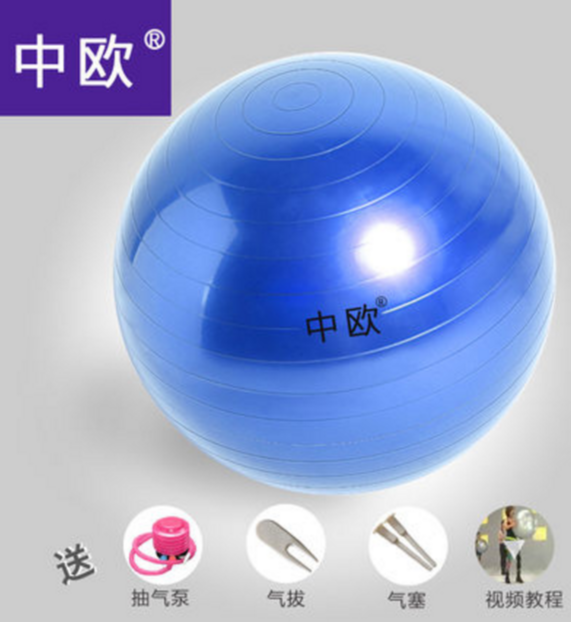 有个小哥把电影海报又他玩出了新的高度