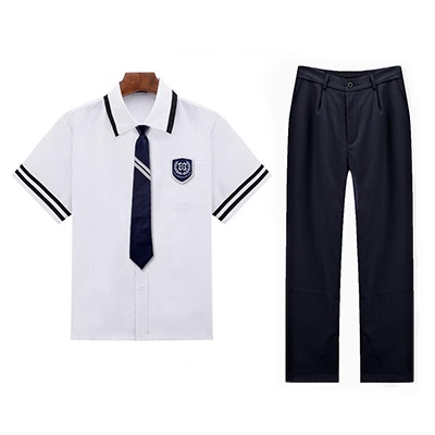 校服